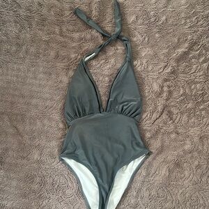 Cupshe brand Ladies one piece grey bathing suit-halter tie around neck